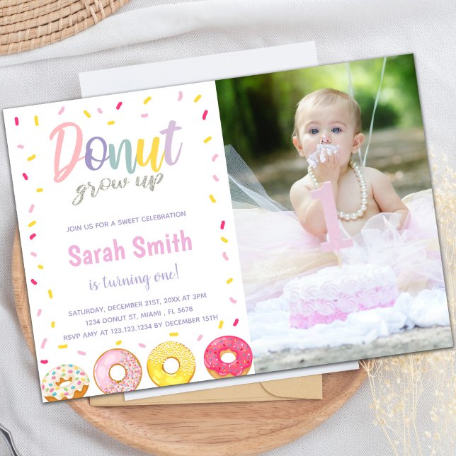 Donut rose violet Invitations d'anniversaire avec  (Purple Pink Donut Birthday Invitations with photo)