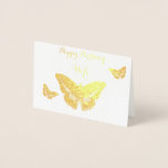 Dorée Carte Gold Happy Birthday Wife Foil Card<br><div class="desc">Gold Happy Birthday Wife Foil Card avec le message à l'intérieur qui dit "Vous souhaite le meilleur anniversaire pour une année entière". Ce message peut facilement être modifié pour ajouter votre touche personnelle facilement.</div>