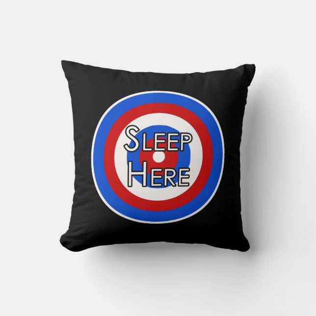 « Dormez ici » Coussin drôle de Target (Recto)
