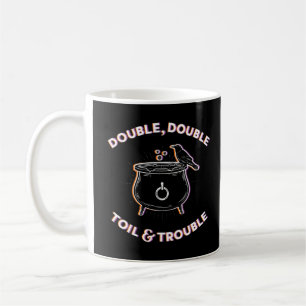 Double double huile et tasse de café problématique