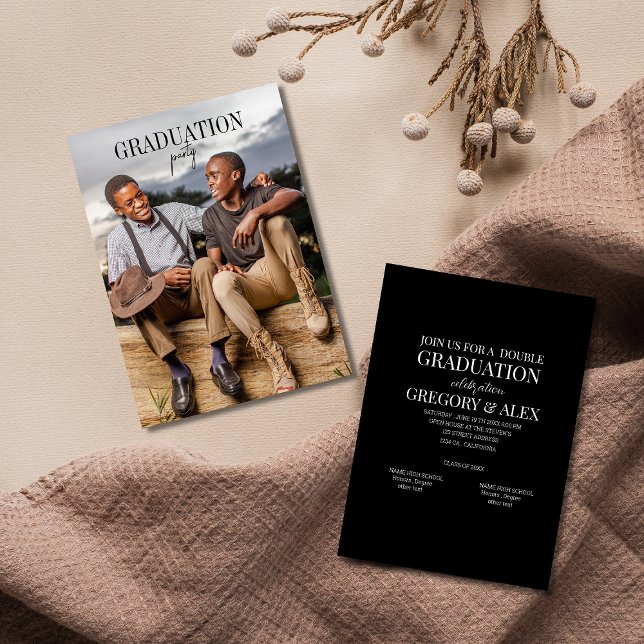 Double Graduates photo joint party Invitation (Créateur téléchargé)