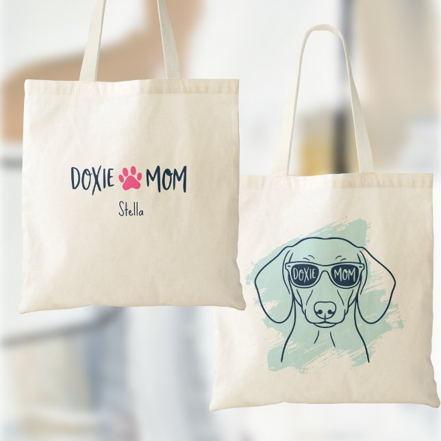 Doxie Mom Tote Bag  Custom Name Ice Blue Dachshund (Créateur téléchargé)