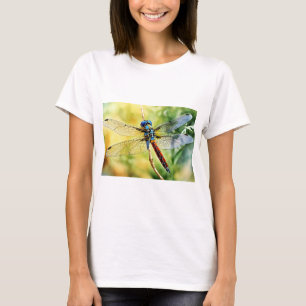 "Dragonfly Design T-Shirt - Elégant et artistique 