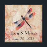 Dragonfly Flourish Wedding Favor Magnet<br><div class="desc">Cet amant de faveur de mariage de la libellule présente ma libellule d'aquarelle sur un arrière - plan en couches arts numériques. Idéal pour les Mariages d'été ou les Mariages à thème de libellules.</div>