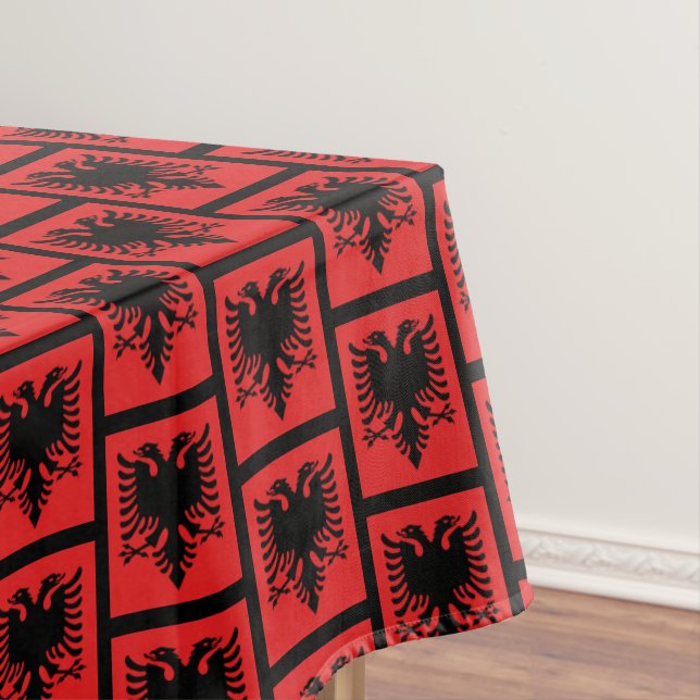 Drapeau albanais et nappe à manger albanaise/décor (In Situ)