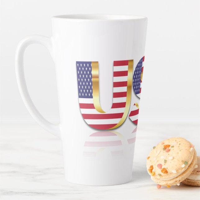 Drapeau américain Latte Mug (En situation)