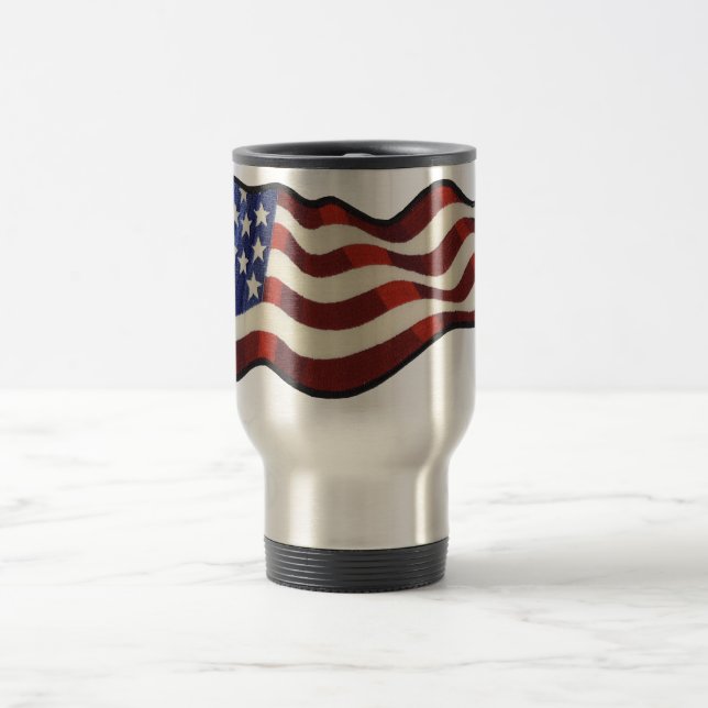 Drapeau américain ondulant la tasse thermo (Centre)