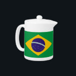 Drapeau brésilien<br><div class="desc">Ajoutez une touche de charme brésilien à votre tea time avec notre théière exclusive avec le drapeau du Brésil ! Réalisée avec une attention minutieuse aux détails, cette théière est plus qu'un simple élément de cuisine fonctionnel ; c'est une célébration du patrimoine brésilien et de la fierté nationale. Le design...</div>