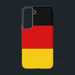 Drapeau Coque Samsung Galaxy S22 d'Allemagne<br><div class="desc">Transformez votre Samsung Galaxy S22 en symbole de fierté allemande avec notre couverture exclusive avec le drapeau de l'Allemagne! Réalisée avec une attention minutieuse aux détails, cette couverture présente fièrement le design emblématique du drapeau allemand. Le drapeau comporte trois bandes horizontales de noir, rouge et or, symbolisant l'unité et la...</div>