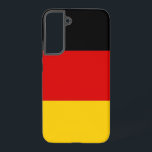 Drapeau Coque Samsung Galaxy S22 Plus de l'Allemag<br><div class="desc">Transformez votre Samsung Galaxy S22 Plus en symbole de fierté allemande avec notre couverture exclusive avec le drapeau de l'Allemagne! Réalisée avec une attention minutieuse aux détails, cette couverture présente fièrement le design emblématique du drapeau allemand. Le drapeau comporte trois bandes horizontales de noir, rouge et or, symbolisant l'unité et...</div>