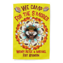 Nous campons pour le pavillon du camping S’mores