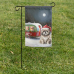 Drapeau De Jardin Winter Havanese Caravan Christmas Adventure<br><div class="desc">Laissez-vous tenter par la magie d'une nuit d'hiver enneigée alors qu'une caravane glisse gracieusement à travers le paysage illuminé par la lune. La beauté sereine de la neige scintillante et l'éclat enchanteur de la lune créent une scène captivante, promettant une aventure de Noël inoubliable remplie de chaleur, de joie et...</div>