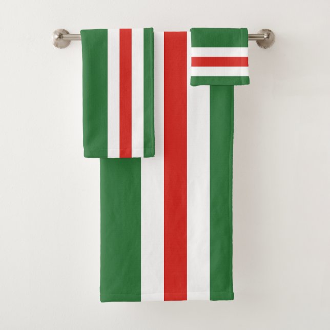 Drapeau de la République tchétchène d'Ichkérie (En situation)