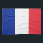 Drapeau de serviette de cuisine de la France<br><div class="desc">Le drapeau national de la France (connue en français comme tricolore de drapeau, français de drapeau, et dans le langage, les couleurs militaires de les) est verticales un bleu royal coloré trois par bandes comportant tricolore (côté de grue), blanc, et rouge. On le connaît aux anglophones en tant que le...</div>