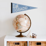 Drapeau Fanion Décor art mur pour enfants de 4e année vintage<br><div class="desc">Décor Art Décor pour Enfants de 4e année vintage Drapeau de pin</div>