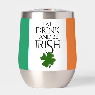 Drapeau irlandais pour boire et être shamrock