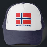 Drapeau norvégien de casquette fait sur commande<br><div class="desc">Drapeau norvégien de casquette fait sur commande de camionneur de la Norvège. Le casquette frais de bleu marine pendant des vacances de fierté nationale,  la politique,  le parti politique et la manifestation sportive internationale aiment le football. Ajoutez votre propre citation ou slogan drôle. Conception scandinave de fierté.</div>