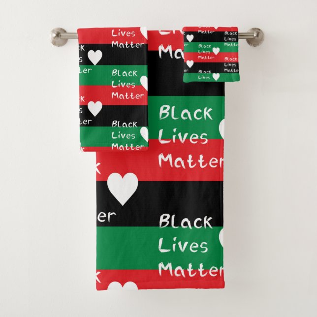 Drapeau panafricain Black Lives Matter Cœur blanc (En situation)