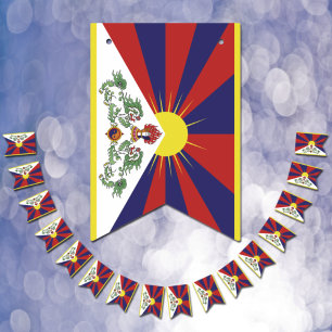 Drapeau tibétain et bannières de fête tibétaine /