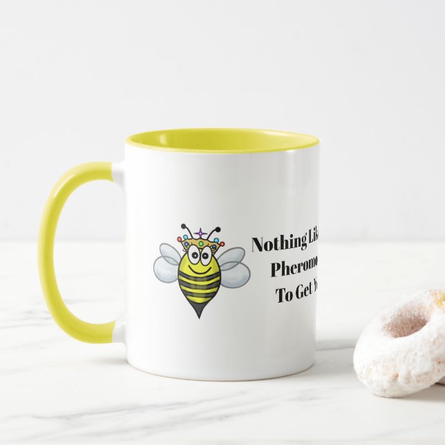 Drôle Abeille De Reine Et Drones Buzz De Café Mug  (Avec donut)