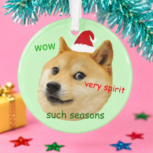 Drôle de Santa Doge Mème Shiba Inu Tellement Saiso