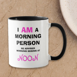 Drôle pas une tasse de personne de matin