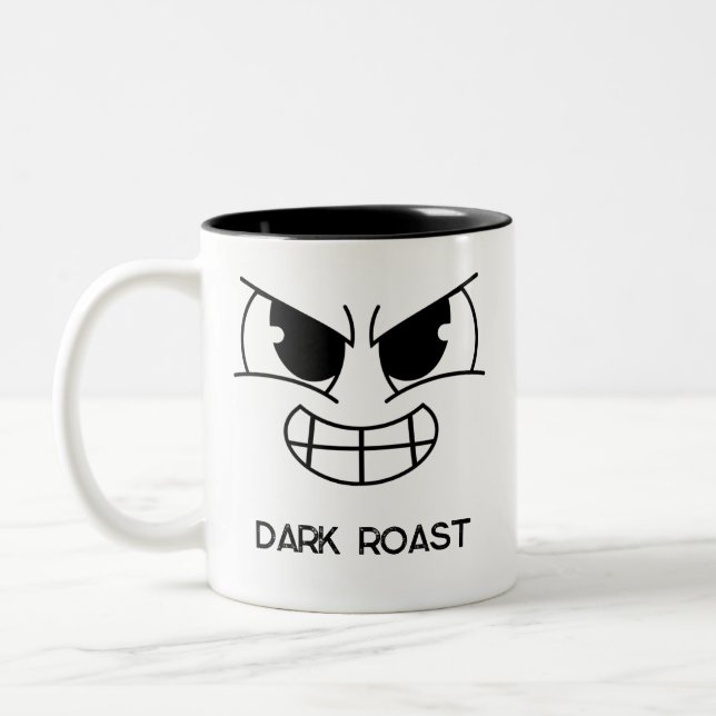 Drôle rôti foncé mal visage café Mug (Gauche)