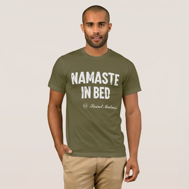 Drôle t-shirt "namaste in bed" (Devant entier)