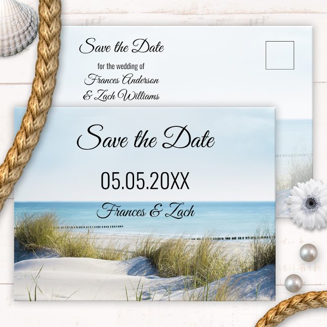 Dunes et plage Enregistrer la date Carte postale (A lovely Save the Date postcard featuring an image of dunes overlooking a beach and ocean)