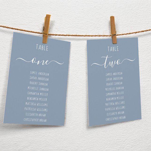 Dusty Blue Modern White Script Seating Chart Card (Créateur téléchargé)