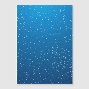 Eau Bleue Profonde Et Petites Bulles