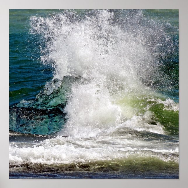 Eau éclatante dans la mer, affiche (Devant)