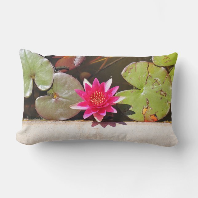 Eau Rouge Lily Vert Plante Coussin Jeu Oreiller (Recto)