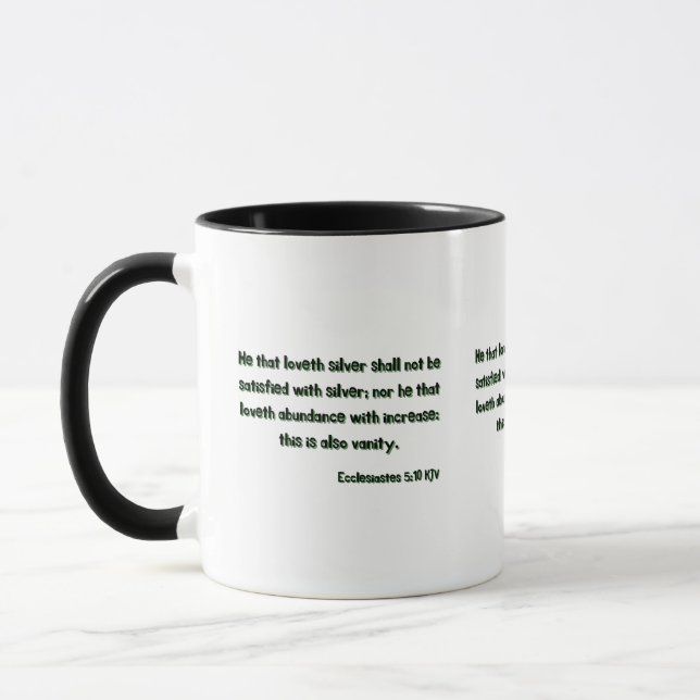 Ecclésiaste 5:10 KJV Bible Verse Mug à deux tons (Gauche)