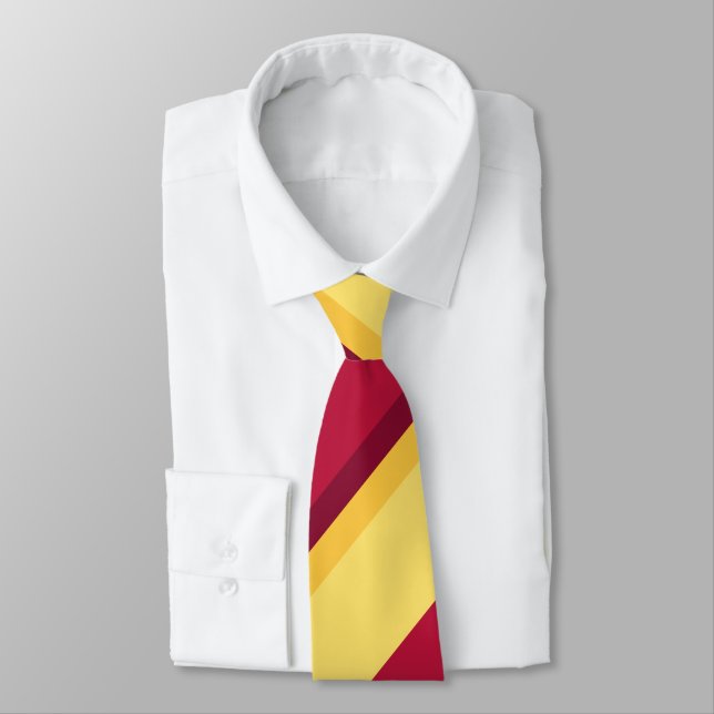 Échos de la Cravate régimentaire du coucher du sol (Attaché)