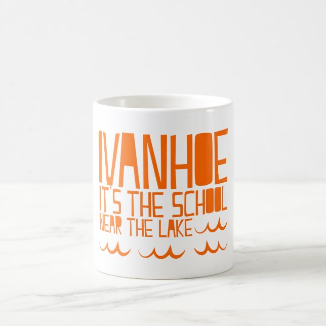 École d'Ivanhoe par la tasse de café de lac (Centre)