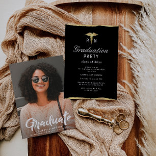 Écriture de brosse invitation de la fête de gradua