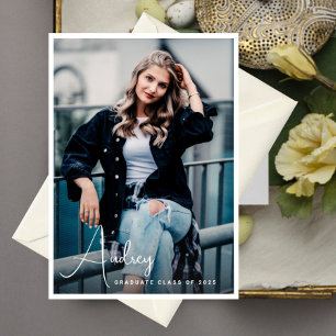 Écriture décontractée Nom de l'étudiant Invitation