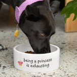 Écuelle Être une princesse est épuisant chien drôle Humour<br><div class="desc">Ce design a été créé à partir de ma peinture acrylique fluide unique. Il peut être personnalisé en cliquant sur le bouton personnaliser et en modifiant le nom, les initiales ou les mots. Vous pouvez également modifier la couleur et le style du texte ou supprimer le texte d'une conception d'image...</div>