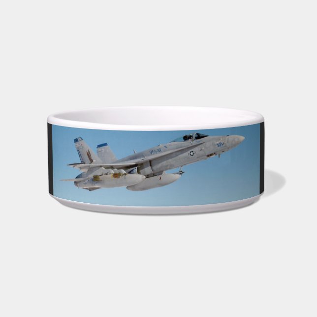 ÉCUELLE F -18 JET DE COMBAT (Devant)