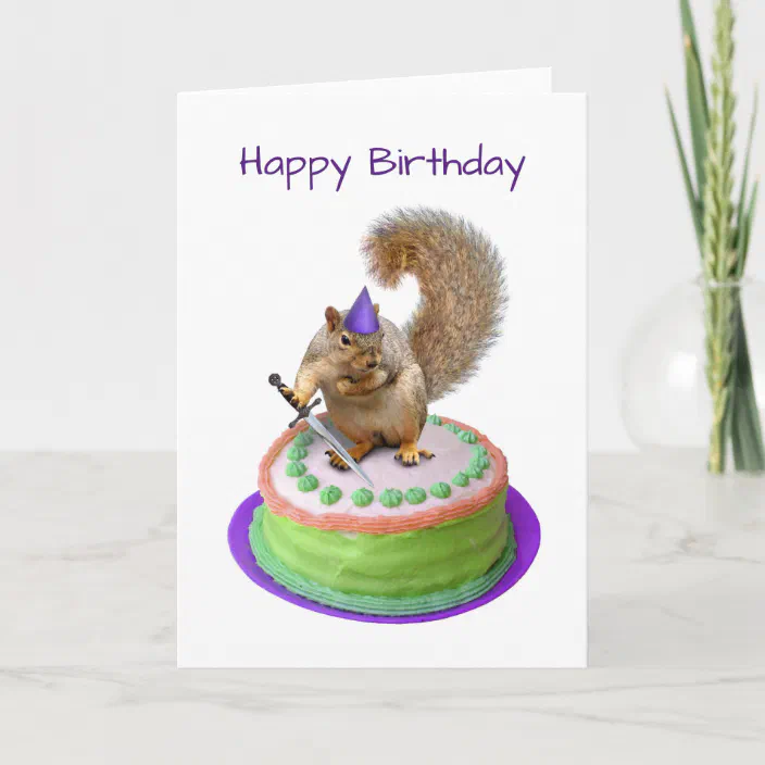 Ecureuil Avec L Epee Dans La Carte D Anniversaire Zazzle Fr