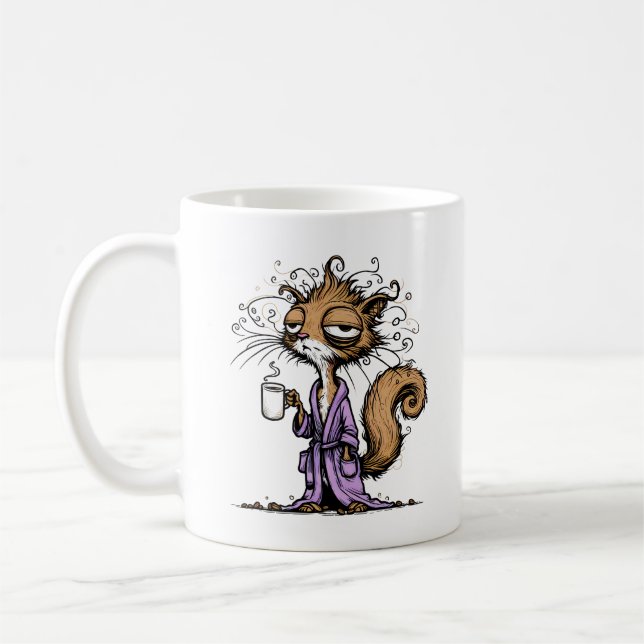 Écureuil du matin buvant de la Mug de café (Gauche)