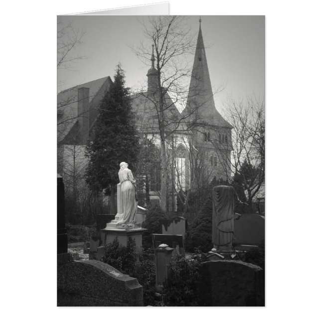 Église du village et cimetière (Devant)