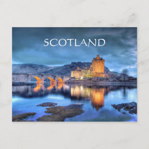 Eilean Donan Castle à la carte postale de nuit