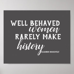 Eleanor Roosevelt cite une affiche sur les femmes