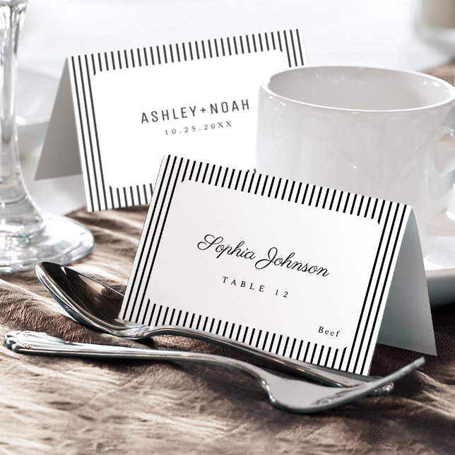 Élégance Noir & Blanc Carte de Table Pliable de Cl (Black & White Elegance Classy Foldable Place Card)