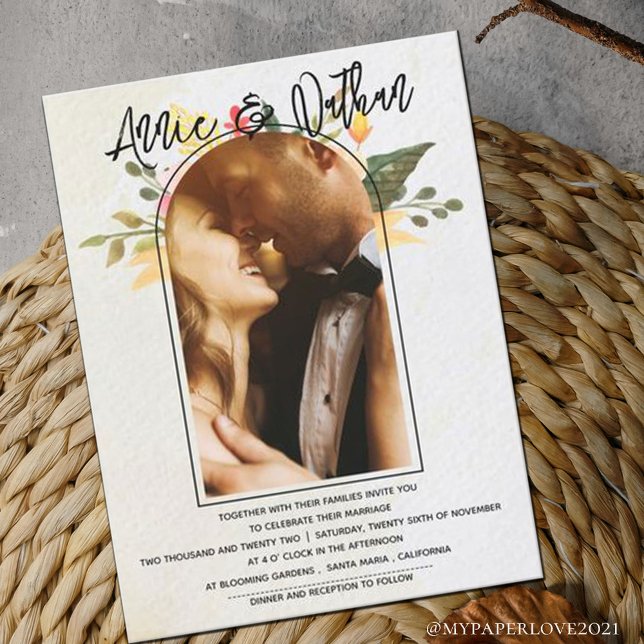 Élégant Arc Floral Script Mariage photo romantique (Créateur téléchargé)