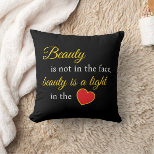 Elegant Beauté Slogan Coussin - Moderne Style Home
