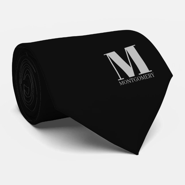 Élégant Cravate de Mariage Monogramme + Nom (Roulé)