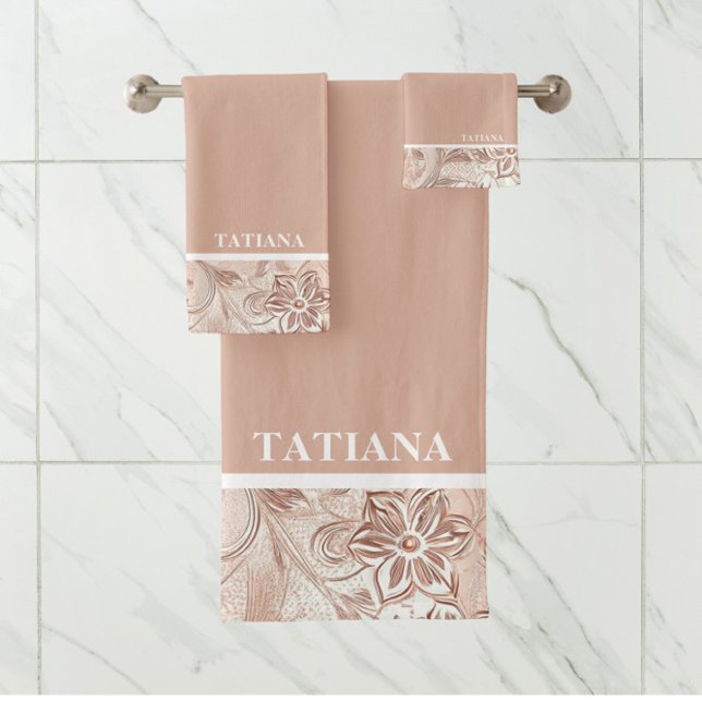 Élégant ensemble de serviettes de bain florales de (Créateur téléchargé)